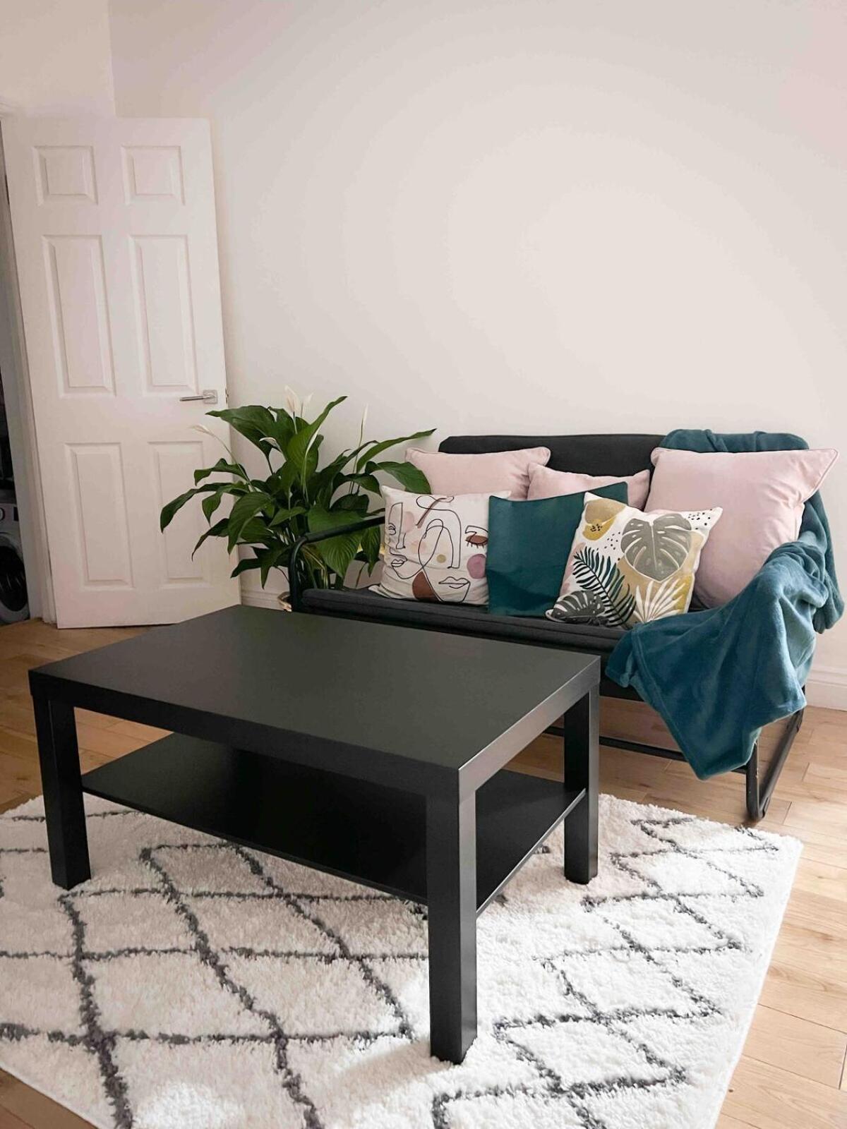 Zozy Happy Land Guest house London